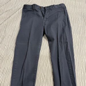 Barely worn J Crew flex driggs men’s pant 28x32 navy blue